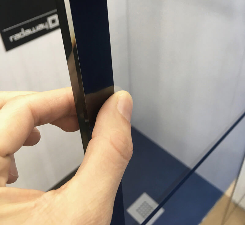 Üvegre égetett fekete festék